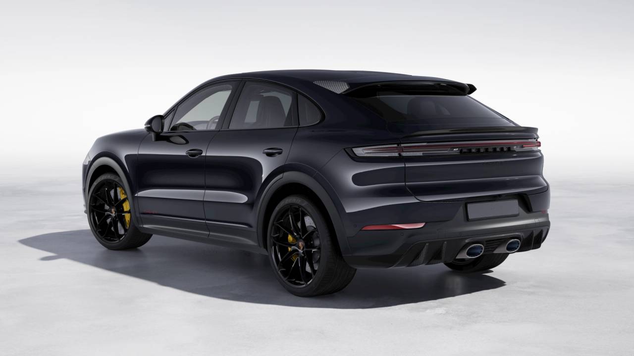 2026 Porsche Cayenne Turbo GT photo 3