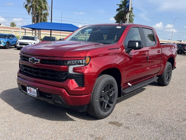 2025 Chevrolet Silverado 1500 RST photo 3