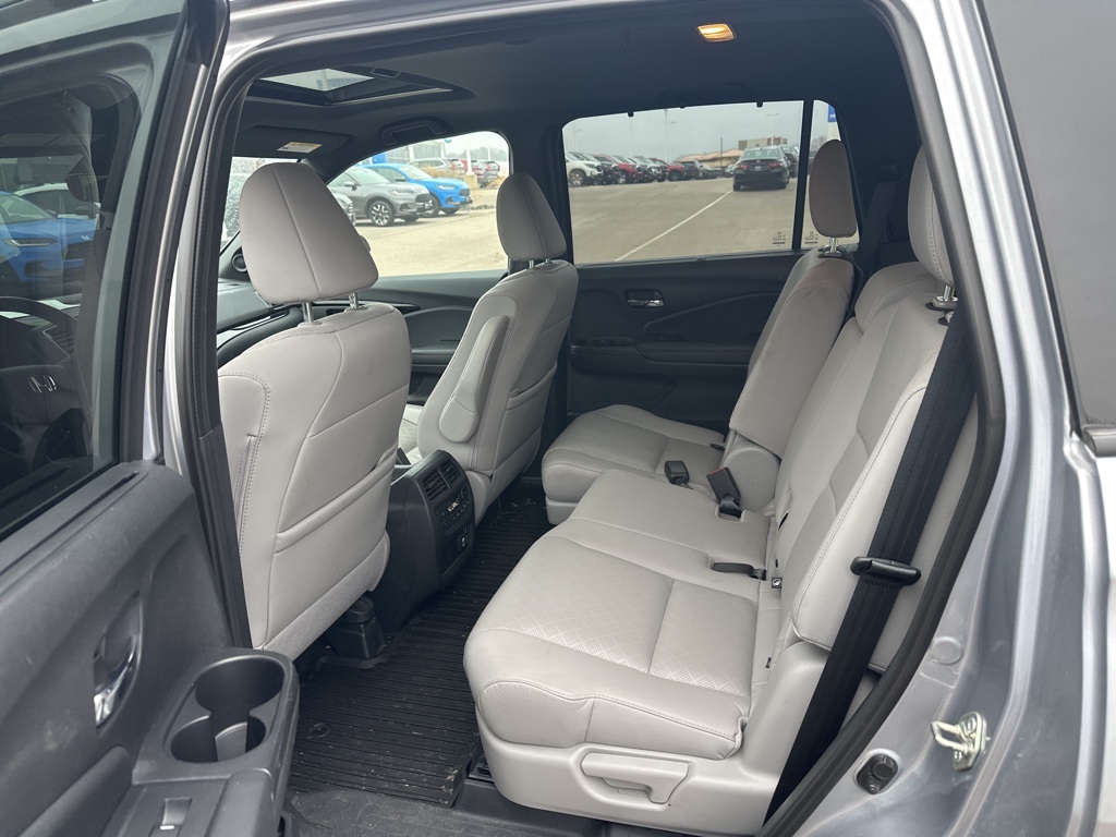 2019 Honda Passport Elite photo 3