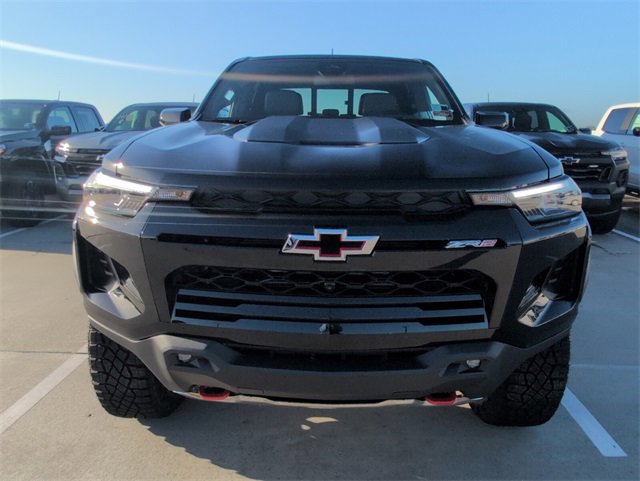 2026 Chevrolet Colorado ZR2 photo 3