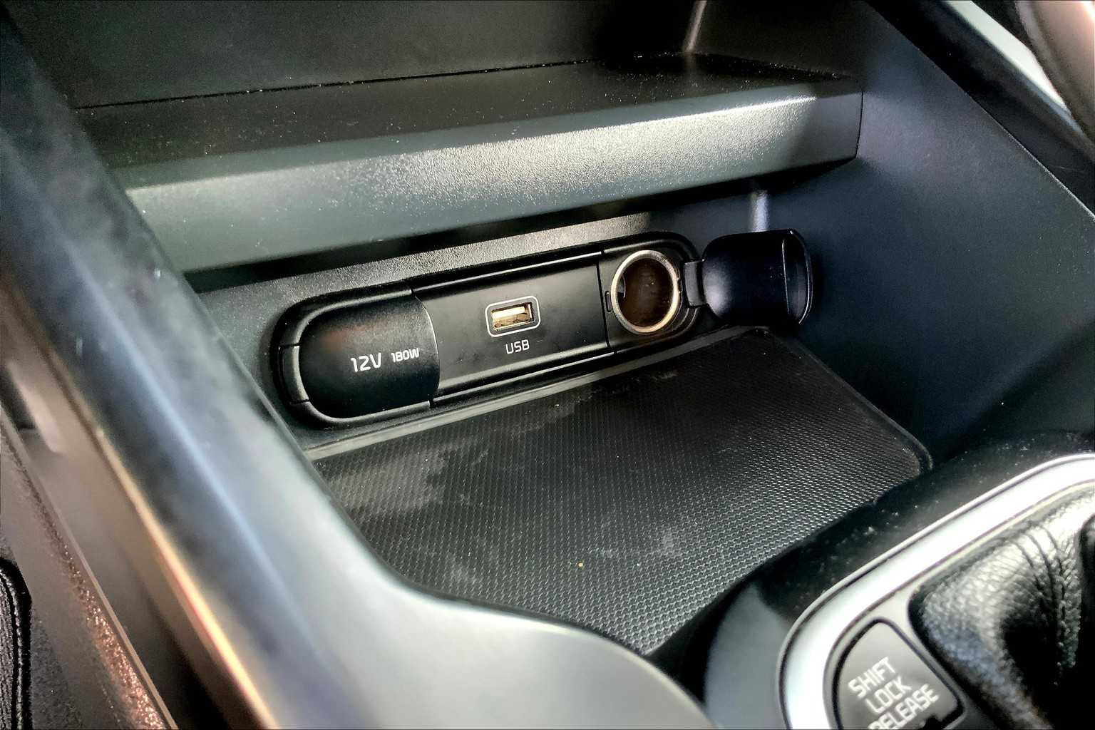 2023 Kia Soul LX photo 30