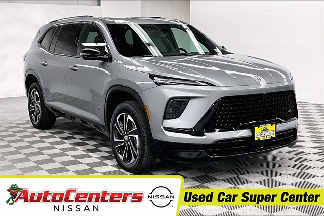 2025 Buick Enclave Sport Touring's photo