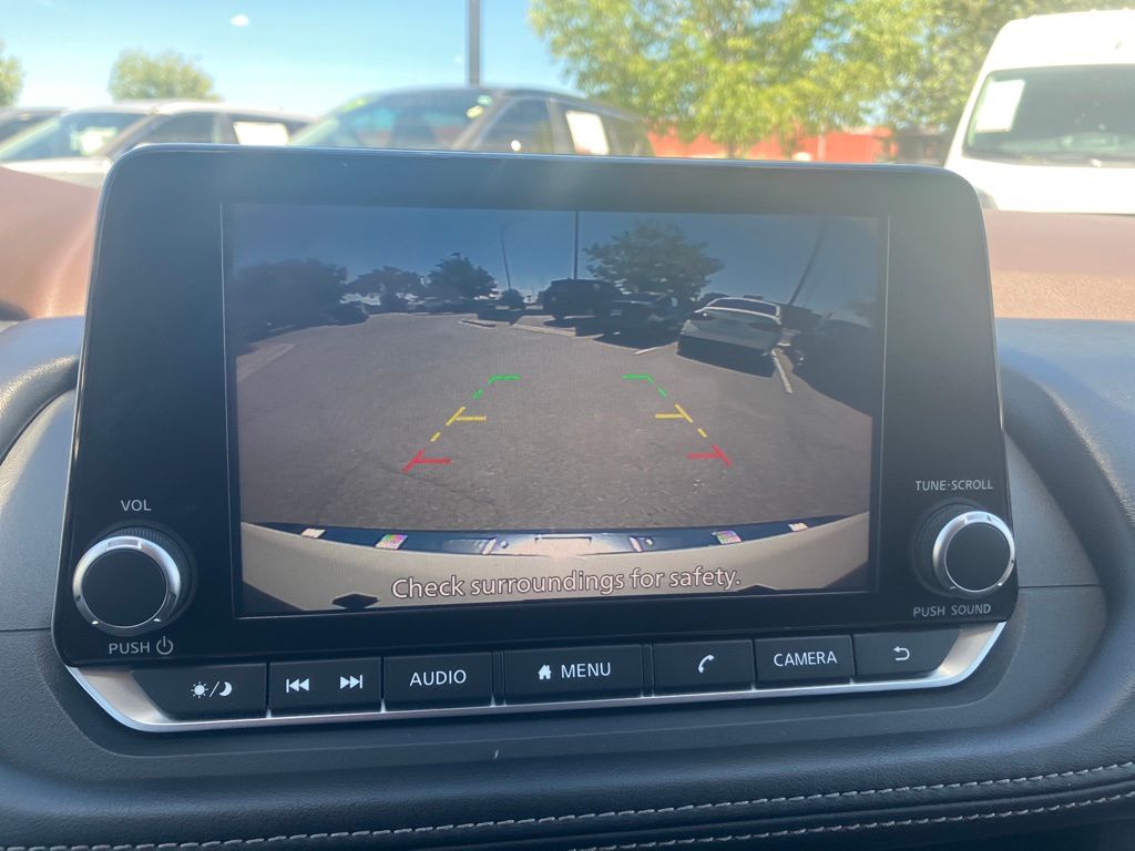 2023 Nissan Rogue SV photo 13