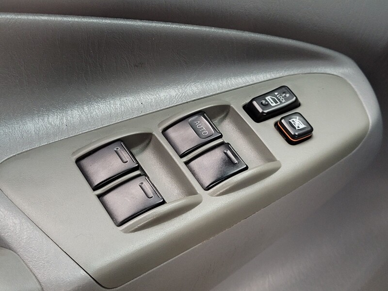2011 Toyota Tacoma Double Cab V6 PreRunner photo 28