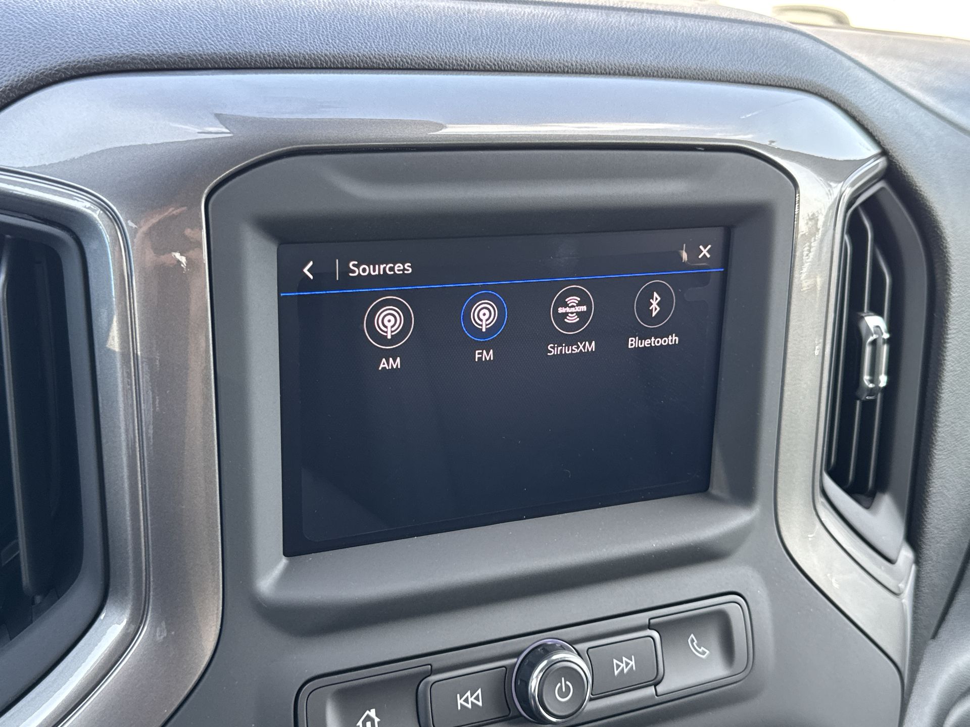 2026 Chevrolet Silverado 1500 Custom photo 15