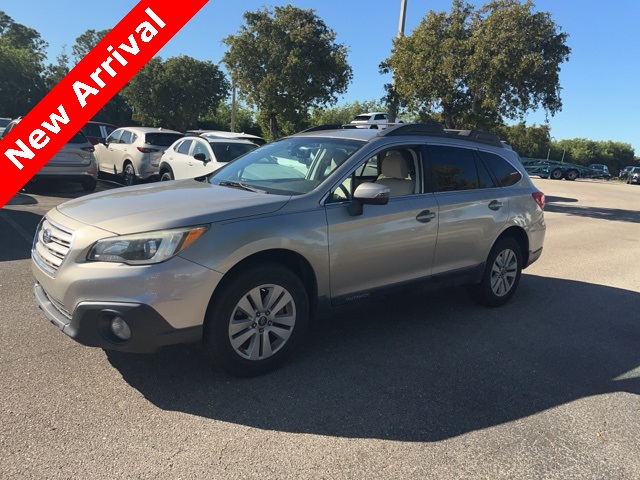 2017 Subaru Outback Premium's photo
