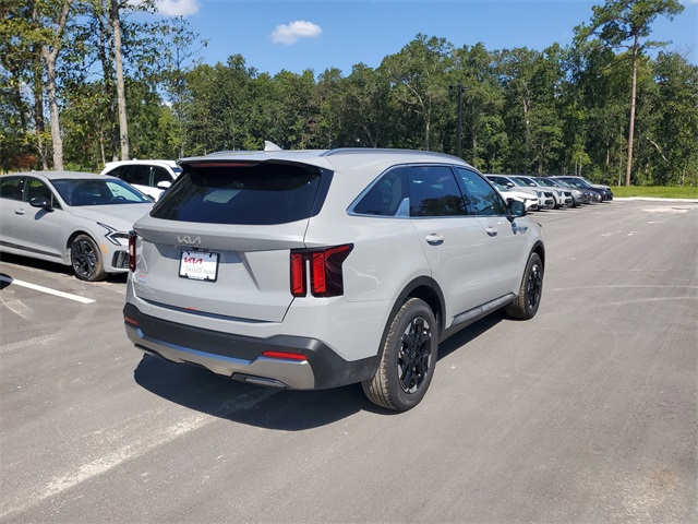2026 Kia Sorento S photo 3