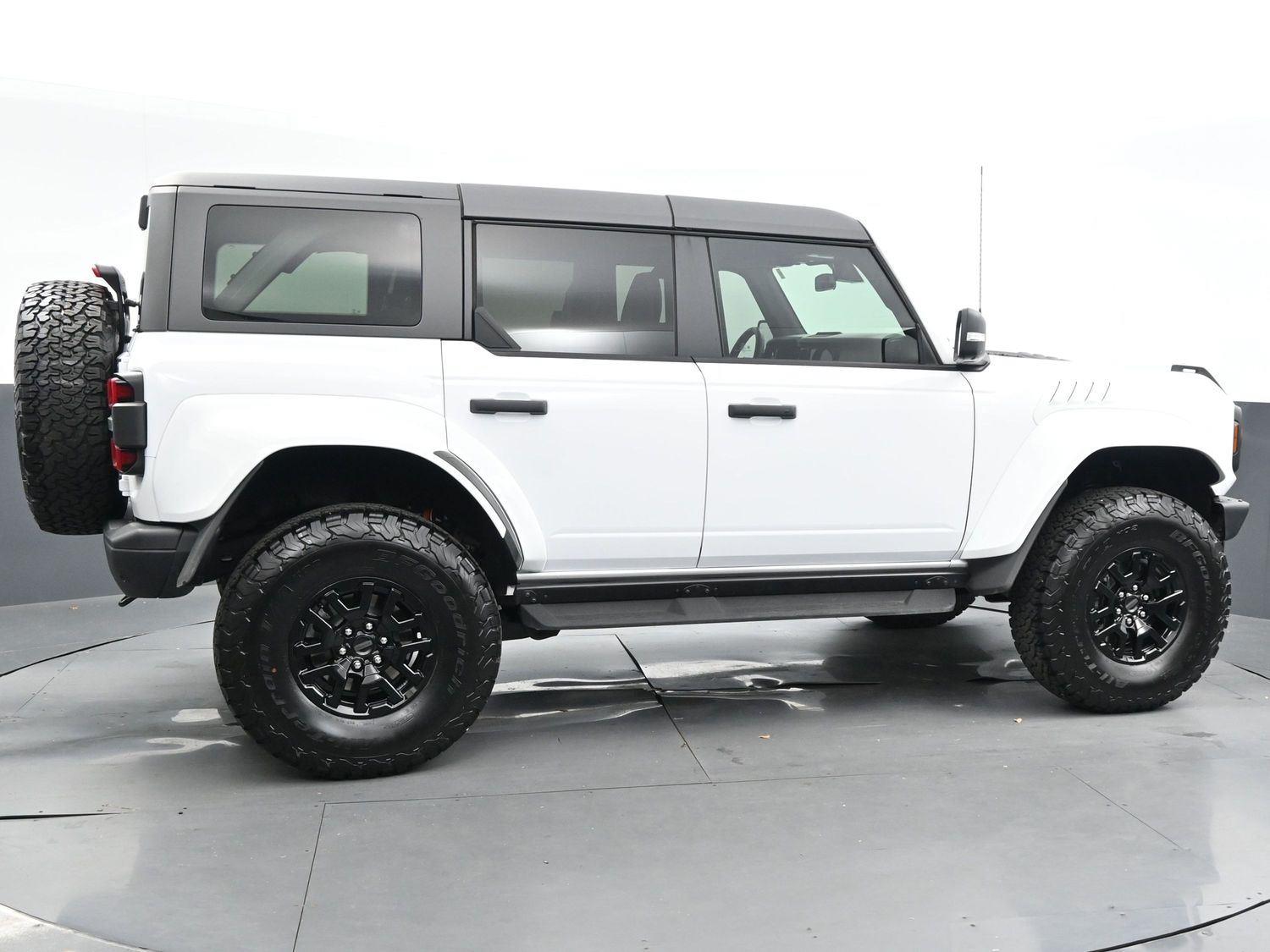 2024 Ford Bronco Raptor photo 8