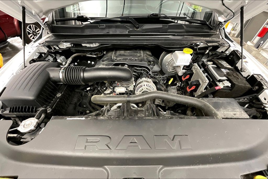 2022 Ram 1500 Limited photo 9