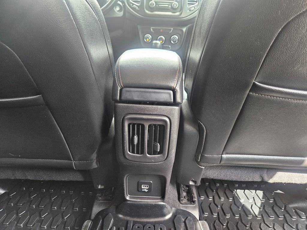 2018 Jeep Compass Latitude photo 24