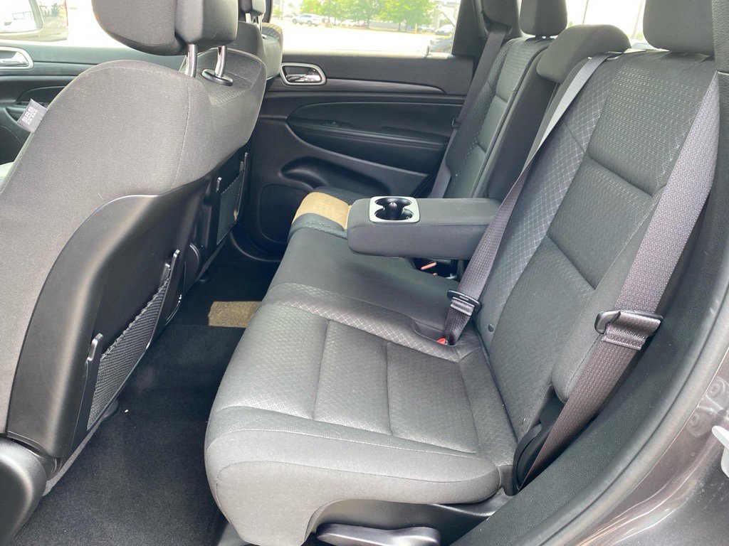 2021 Jeep Grand Cherokee Laredo E photo 19