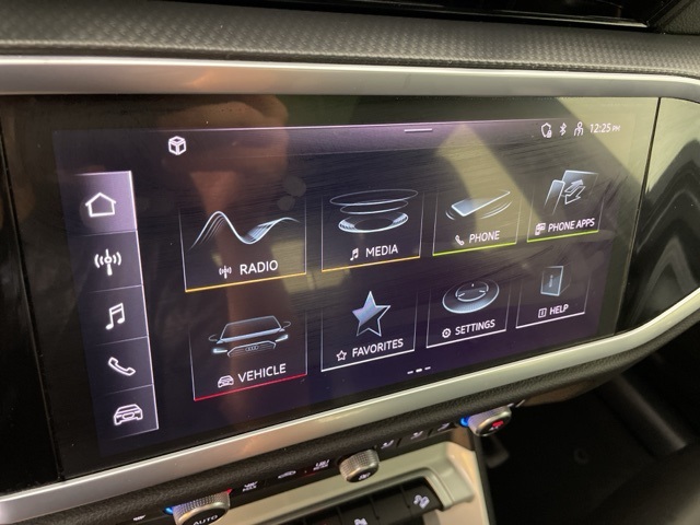 2024 Audi Q3 S line Premium photo 24