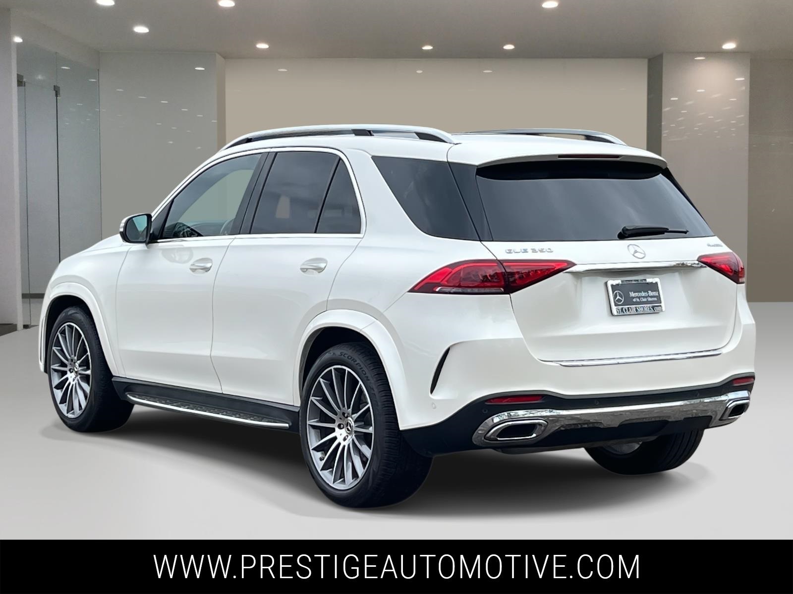 2023 Mercedes Benz GLE 350 4MATIC photo 3