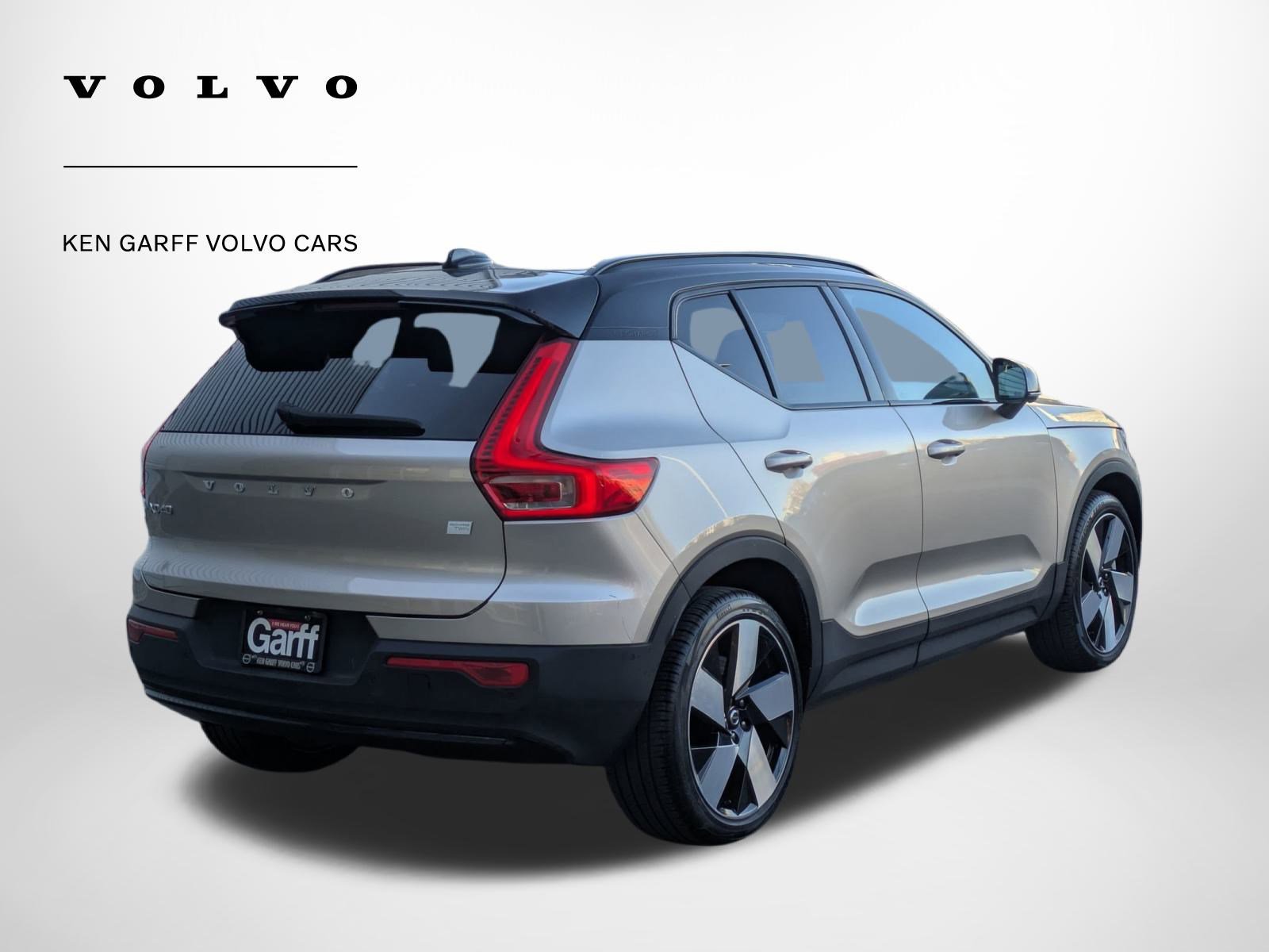 2024 Volvo XC40 Recharge Plus photo 3