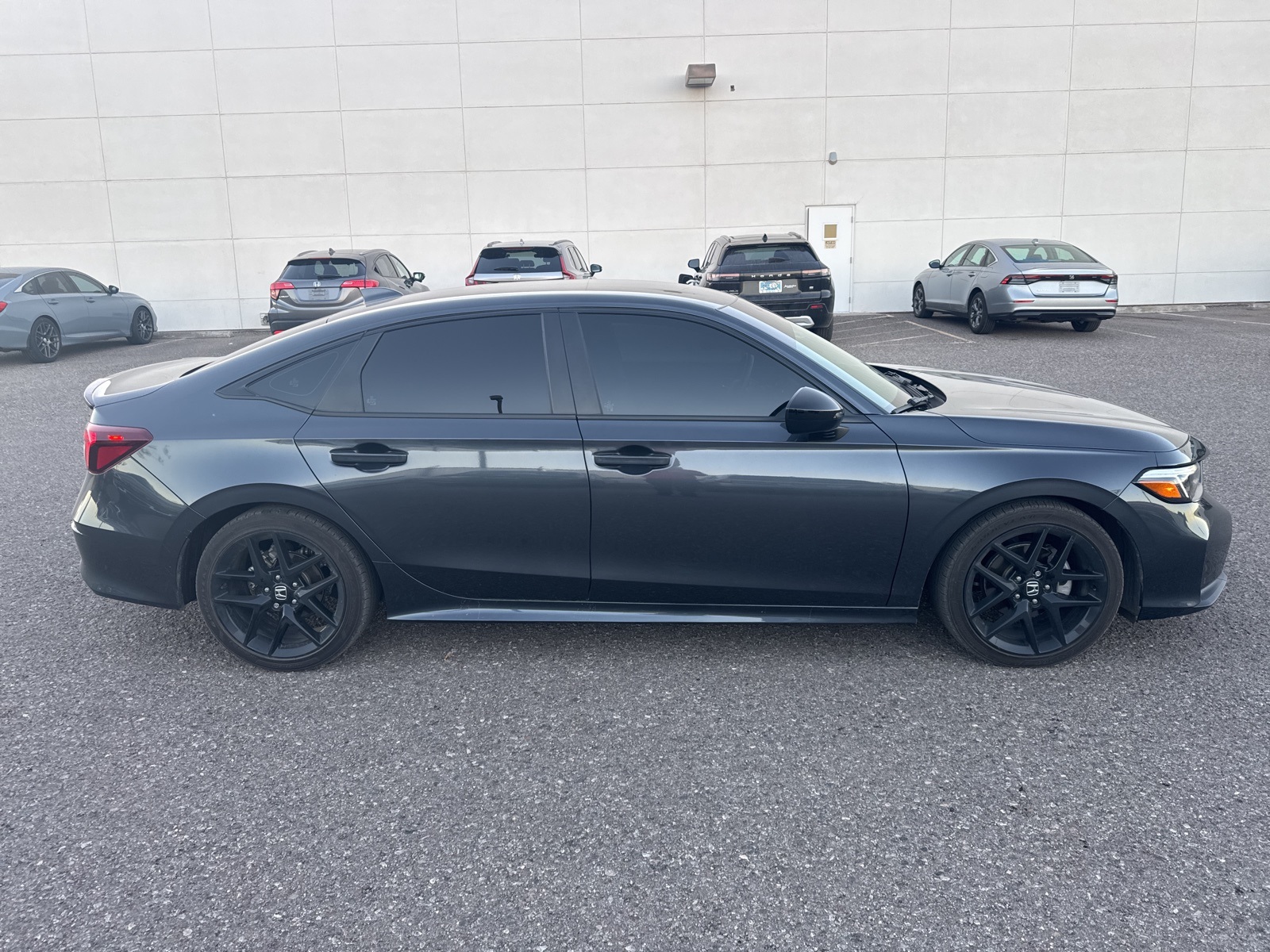 2025 Honda Civic Sport photo 4