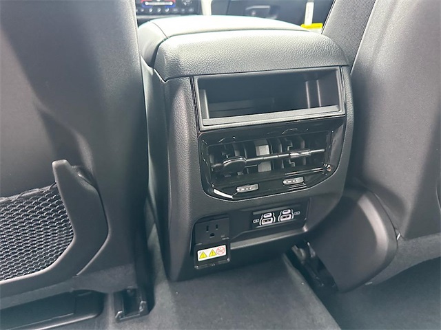 2025 Jeep Grand Cherokee Altitude X photo 18