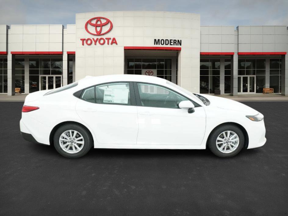 2025 Toyota Camry LE photo 25