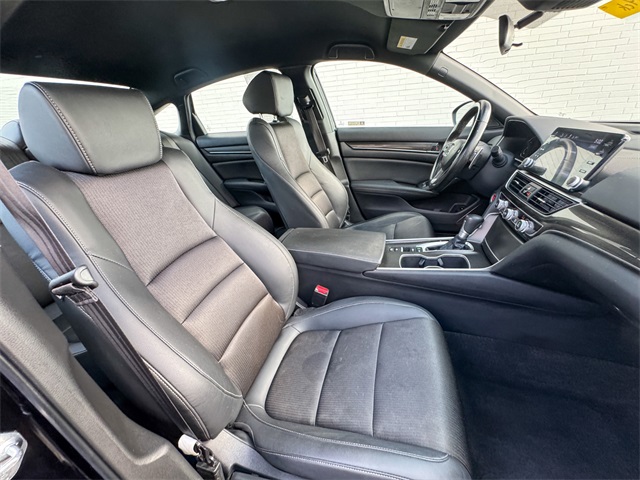 2022 Honda Accord Sport photo 19