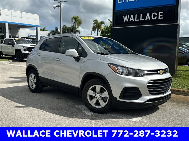 Used 2022 Chevrolet Trax LS with VIN KL7CJKSM9NB523046 for sale in Stuart, FL