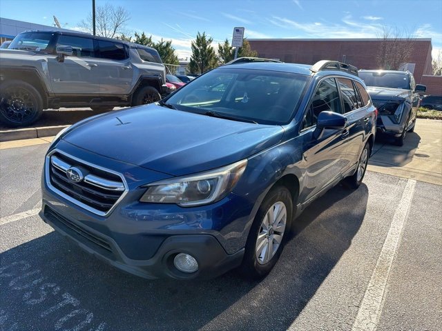 2019 Subaru Outback Premium's photo