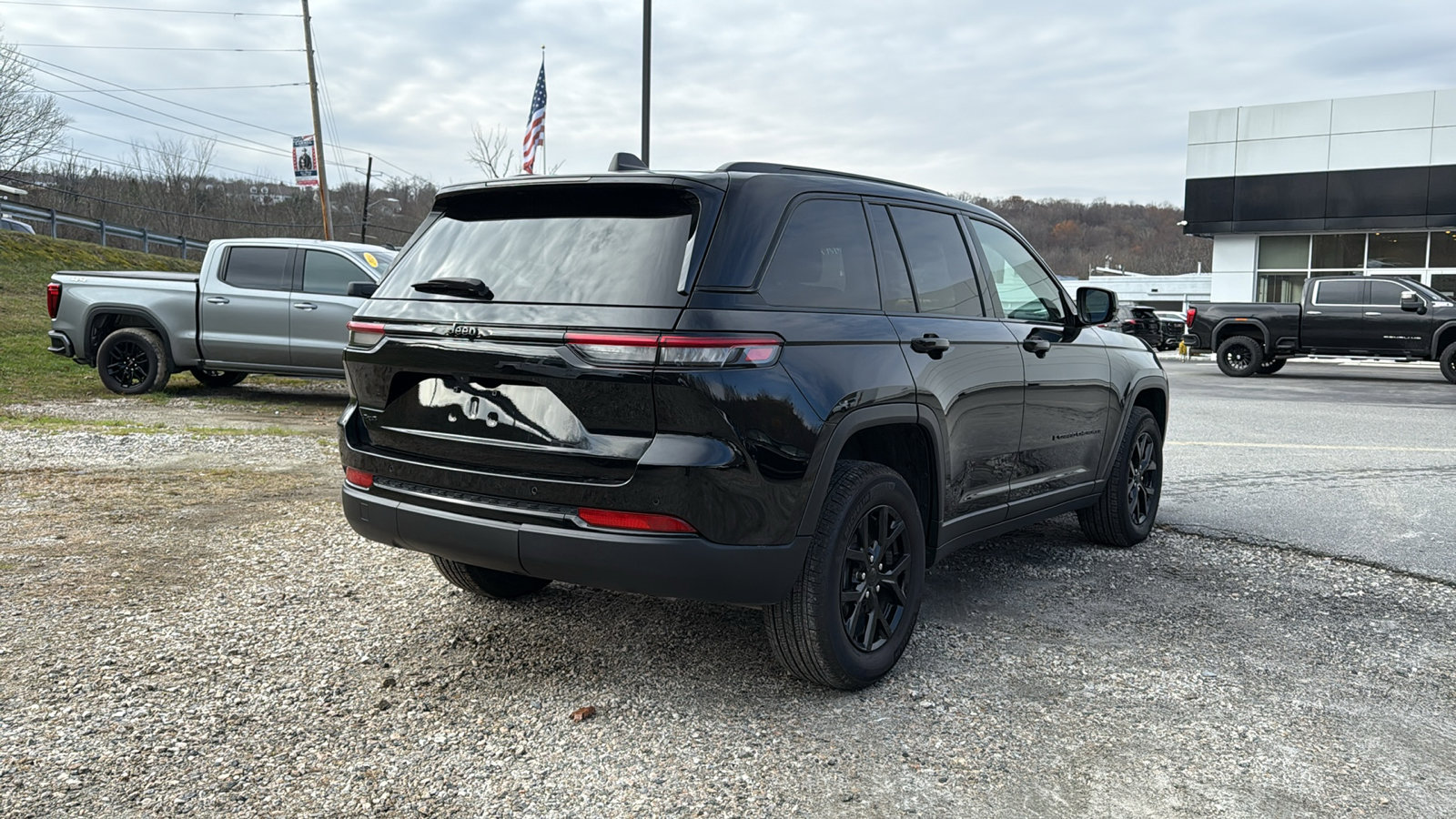 2024 Jeep Grand Cherokee Altitude X photo 2