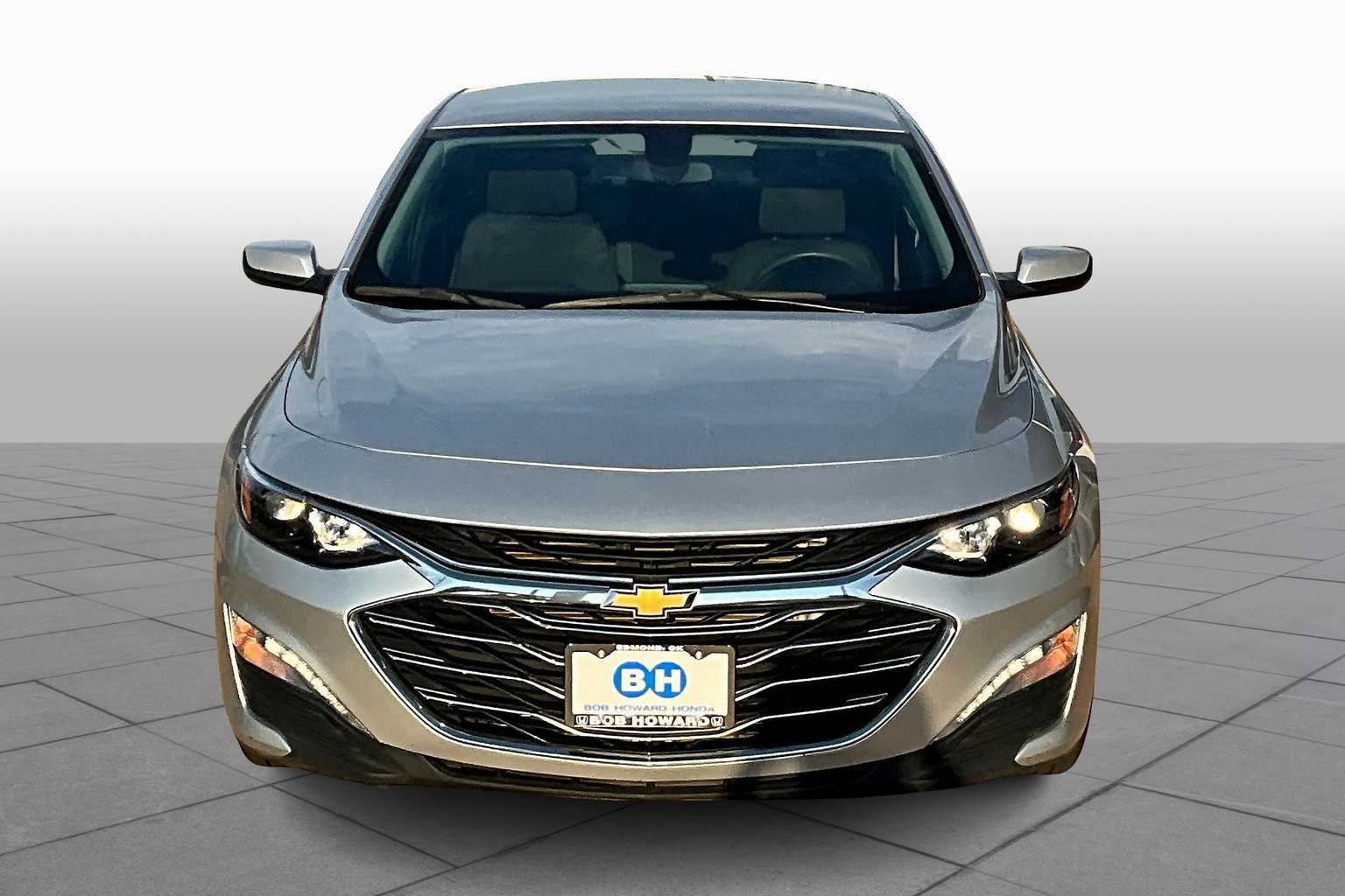 2021 Chevrolet Malibu 1LT photo 3