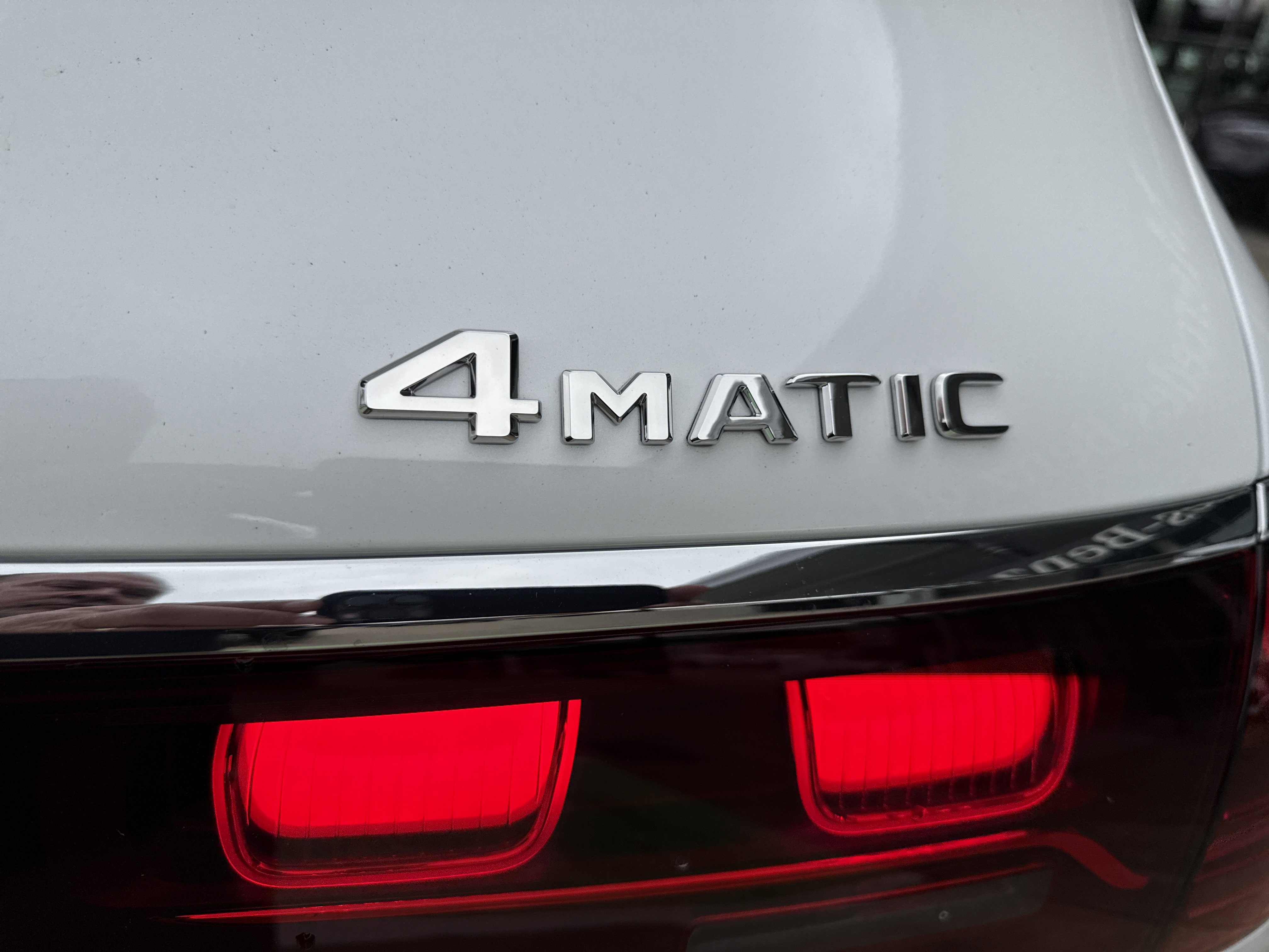 2026 Mercedes Benz GLS 580 4MATIC photo 2