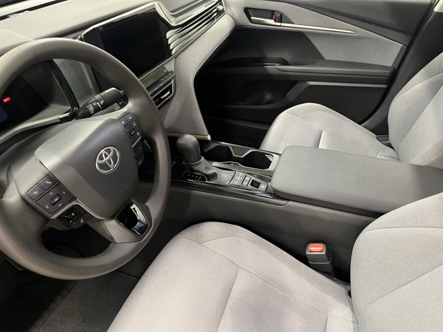 2025 Toyota Camry LE photo 15