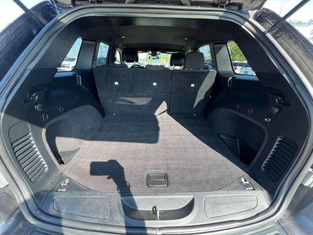 2020 Jeep Grand Cherokee Laredo E photo 19