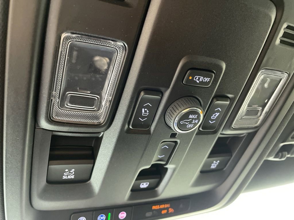 2025 Chevrolet Tahoe Z71 photo 36