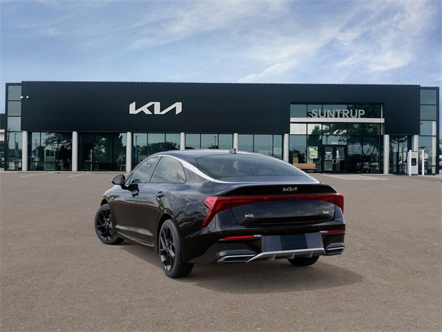 2026 Kia K5 GT-Line photo 2