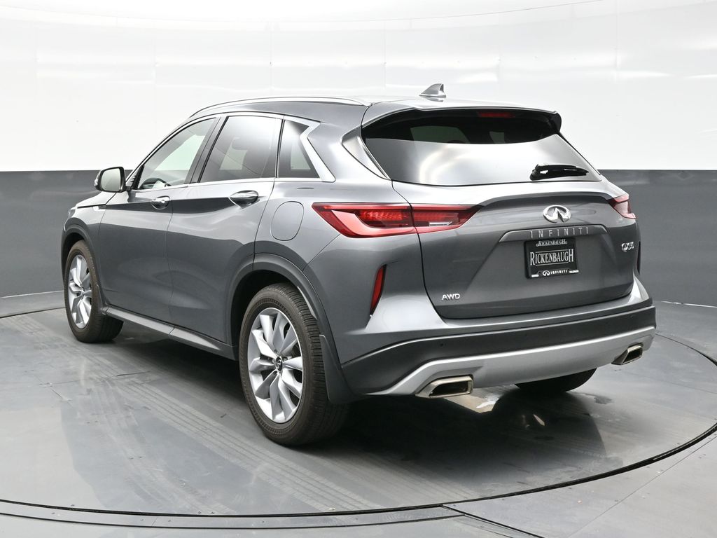 2022 Infiniti QX50 Luxe photo 4