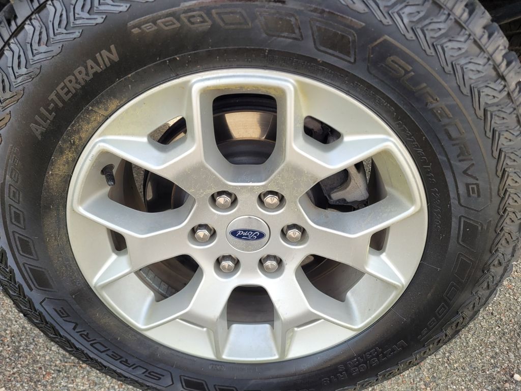 2023 Ford F-150 XLT photo 4