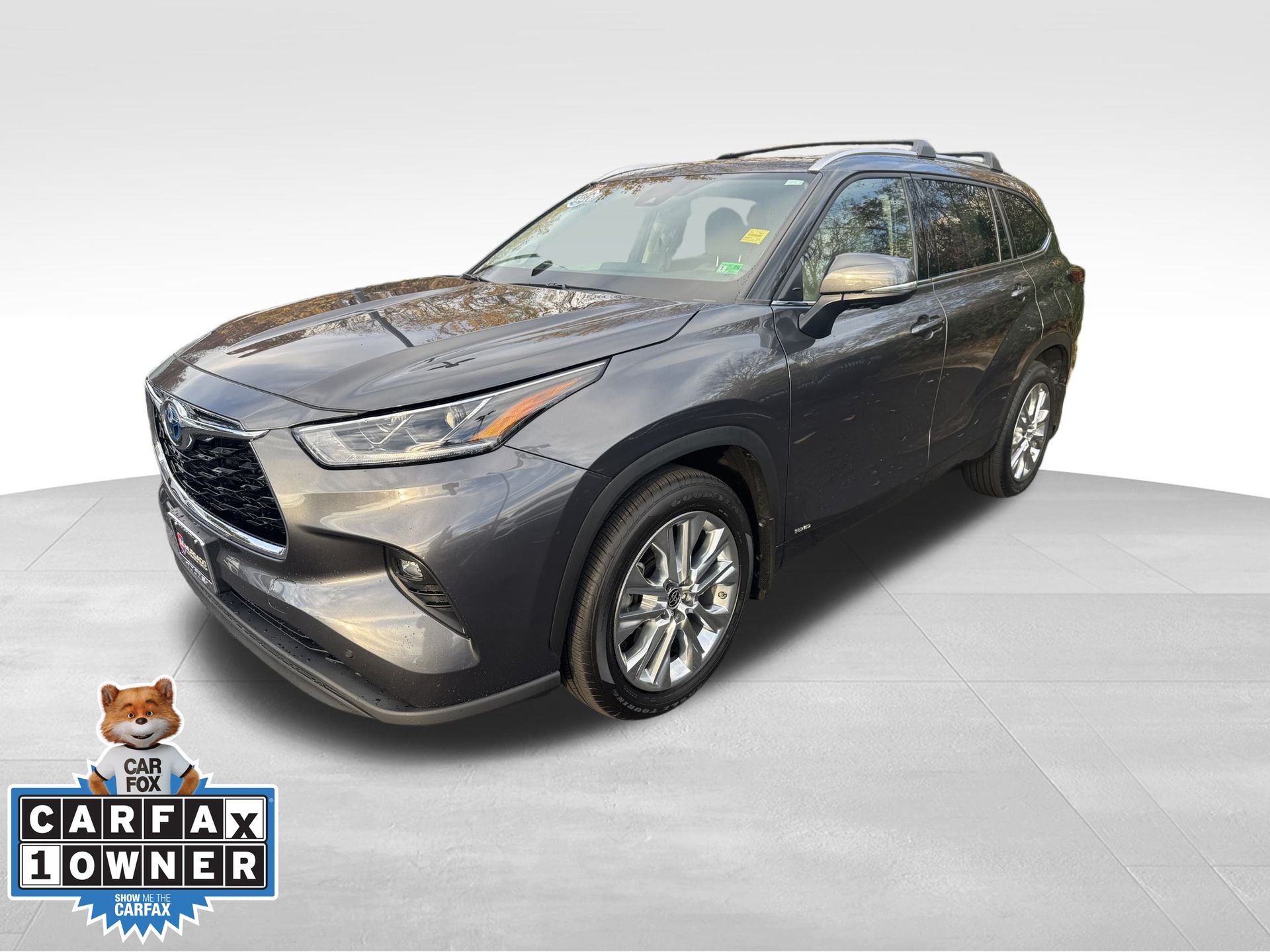 2023 Toyota Highlander Hybrid Limited photo 3