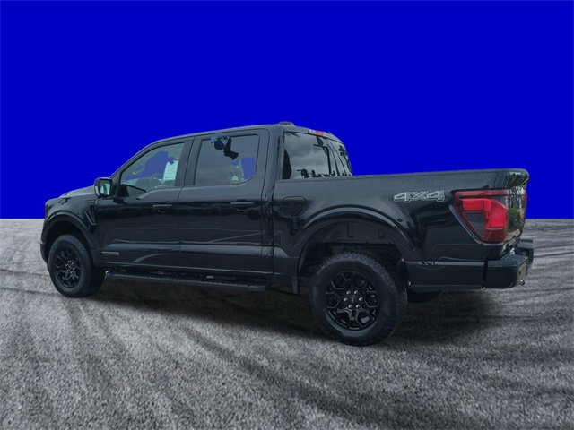 2025 Ford F-150 XLT photo 4