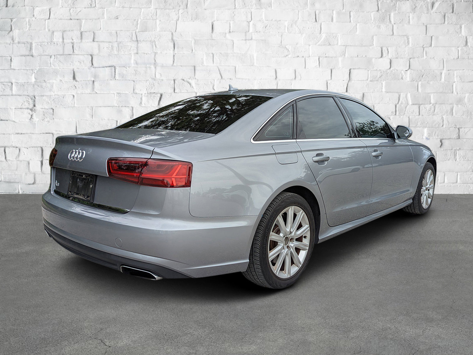 2017 Audi A4 Ultra Premium photo 4