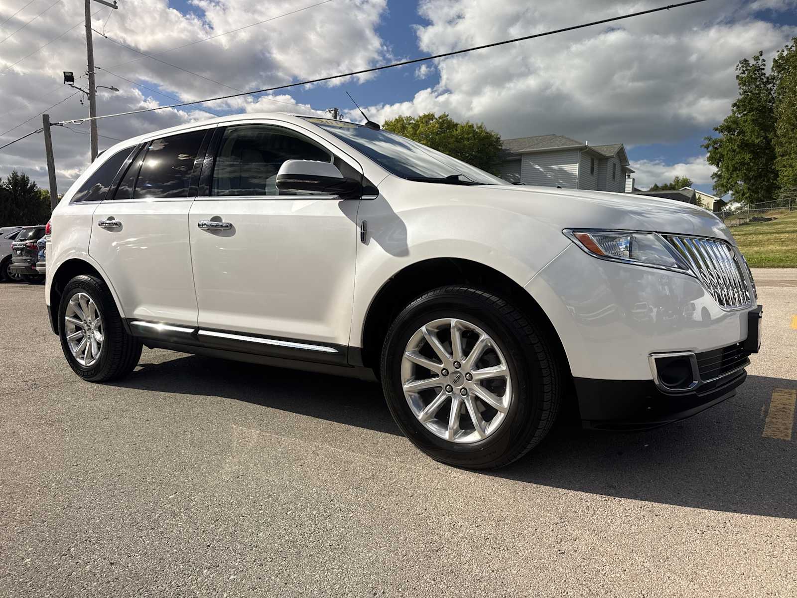 2012 Lincoln MKX photo 3