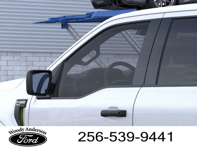 2025 Ford F-150 STX photo 17