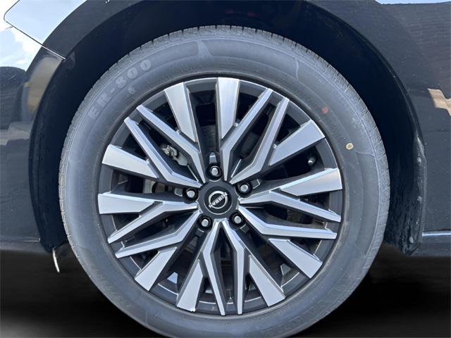 2023 Nissan Altima 2.5 SV photo 9