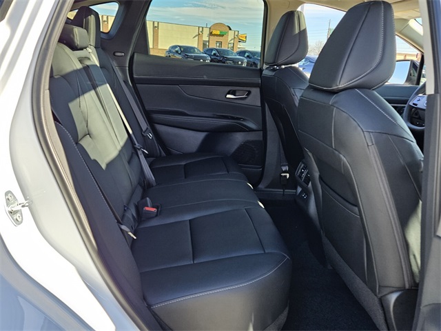 2025 Nissan Murano SL photo 15