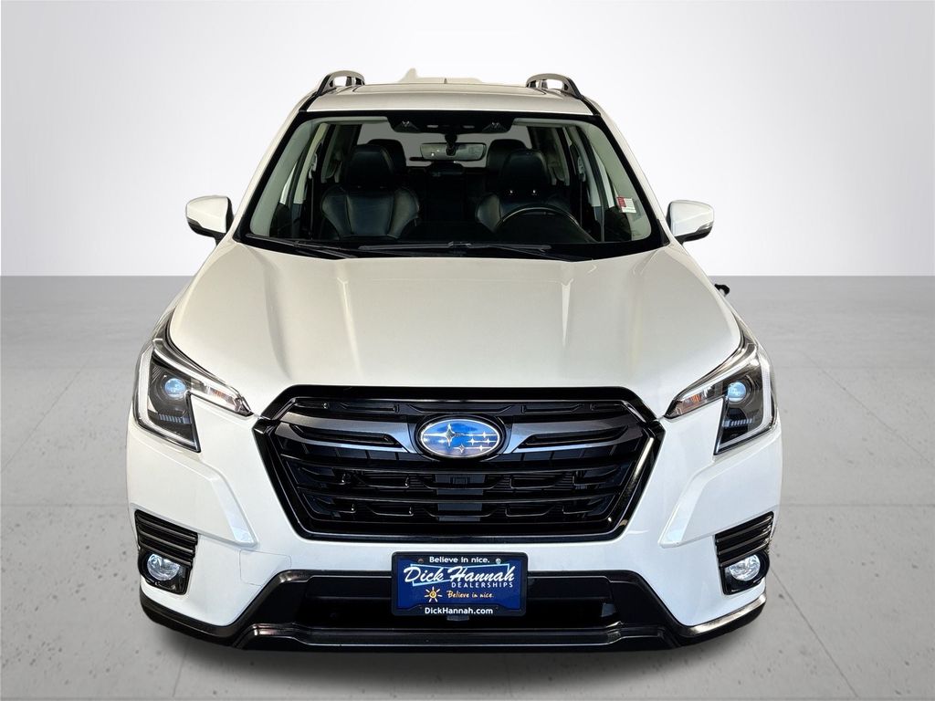2022 Subaru Forester Limited photo 3