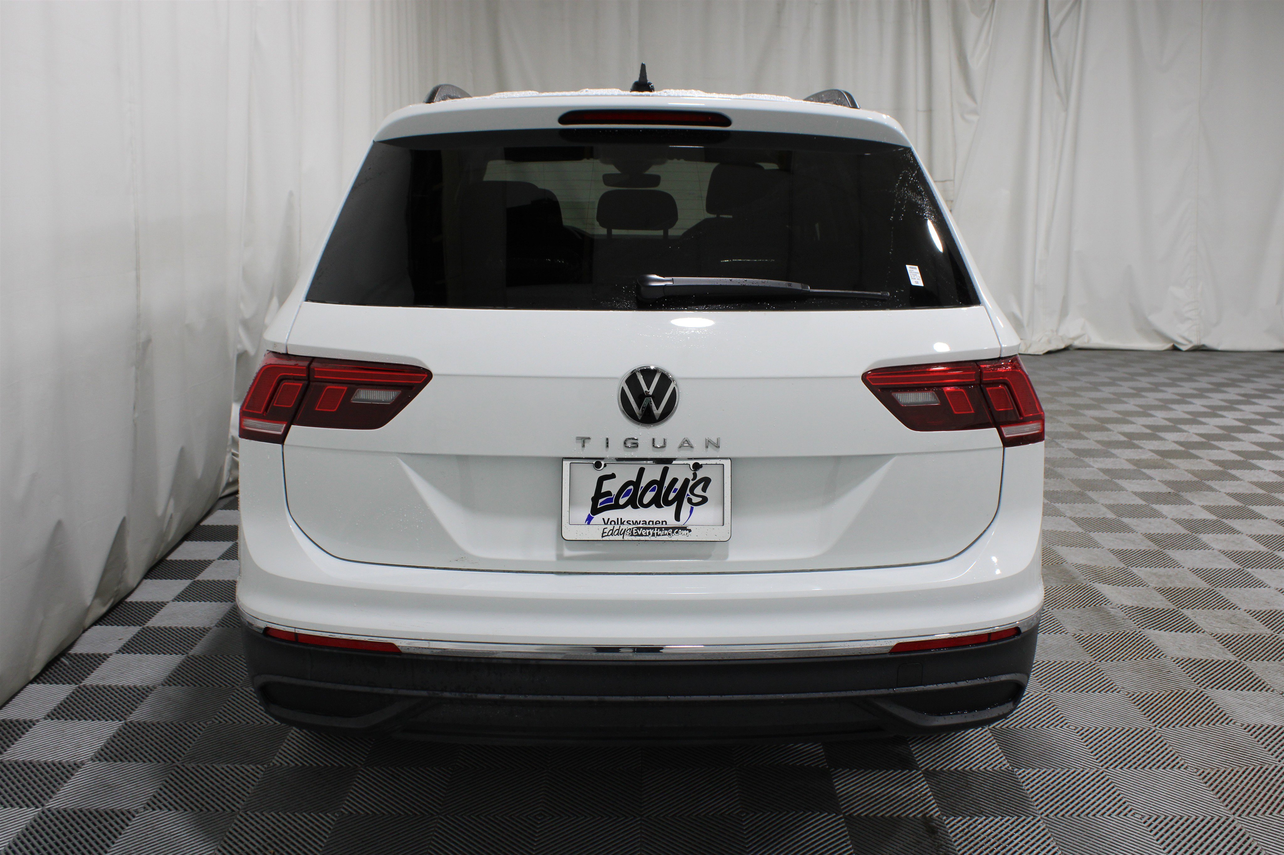 2024 Volkswagen Tiguan S photo 8