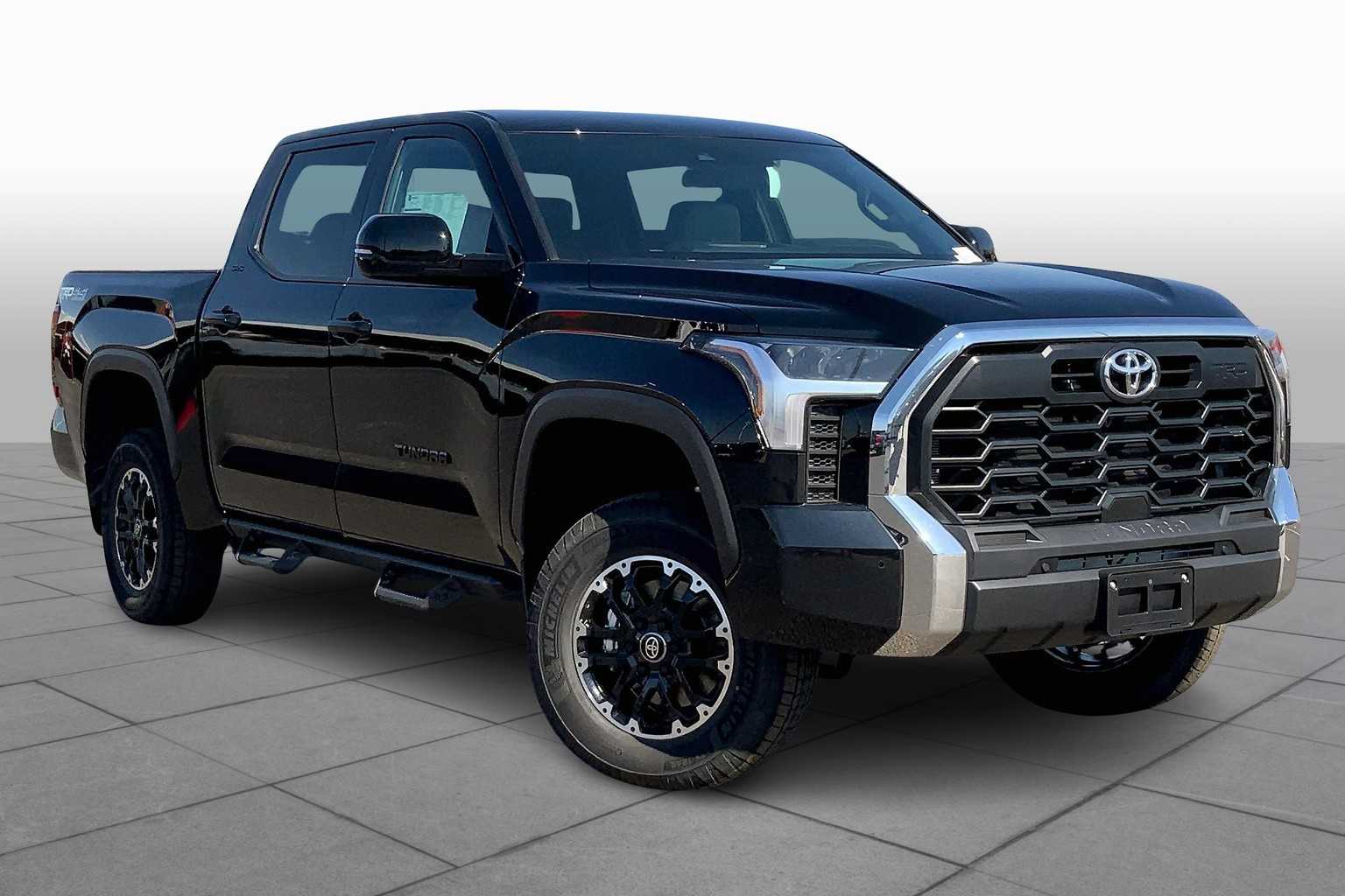 2026 Toyota Tundra SR5 CrewMax photo 2