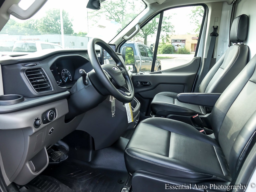 2024 Ford Transit Cutaway photo 9