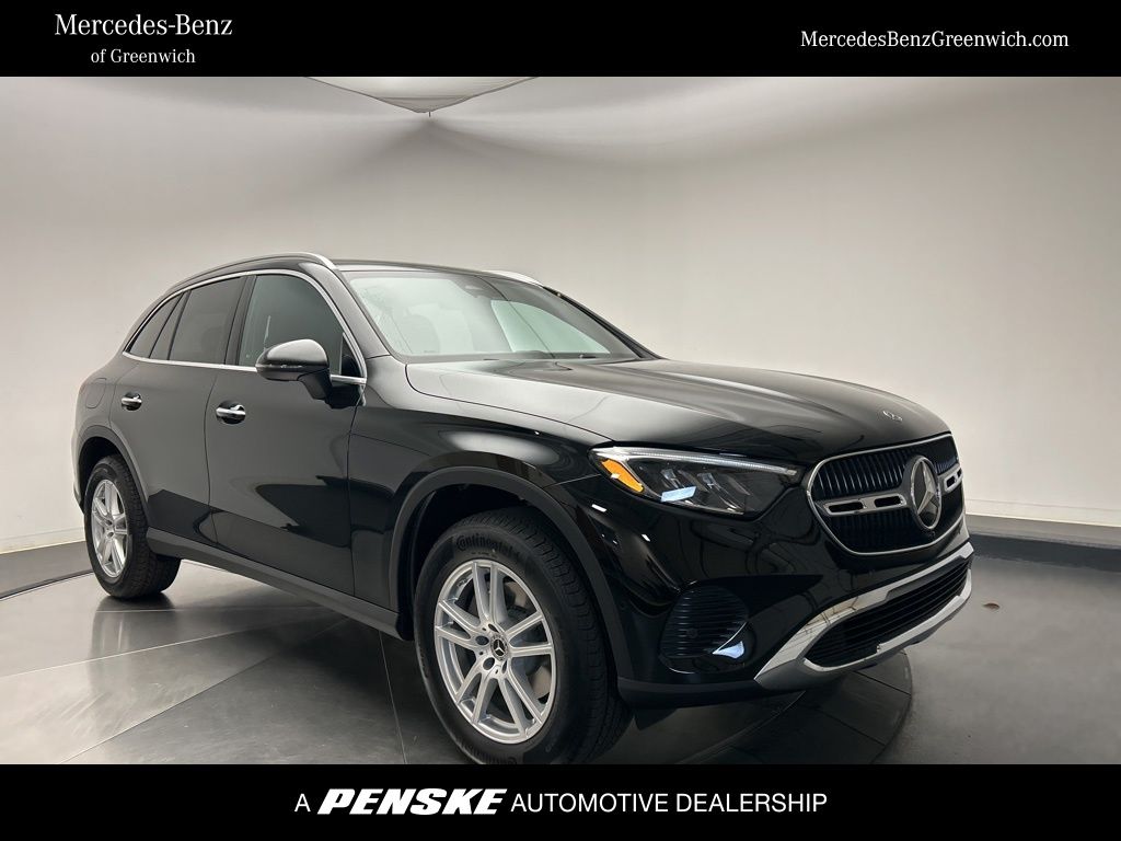 2026 Mercedes-Benz GLC Base's photo