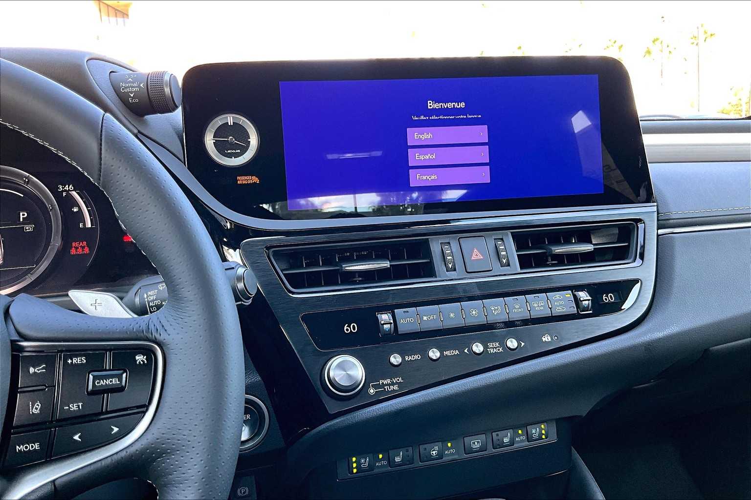 2025 Lexus ES 300h F SPORT Handling photo 6
