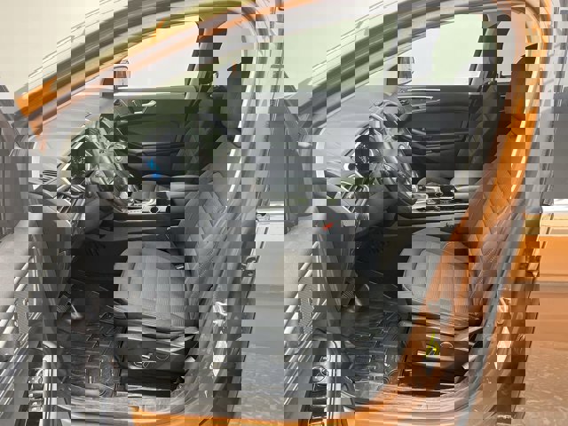 2017 Ford Edge SEL photo 3