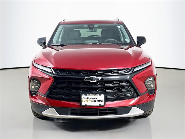 2025 Chevrolet Blazer 2LT photo 2