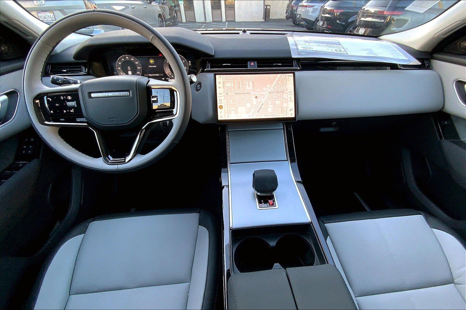 2025 Land Rover Range Rover Velar S photo 3