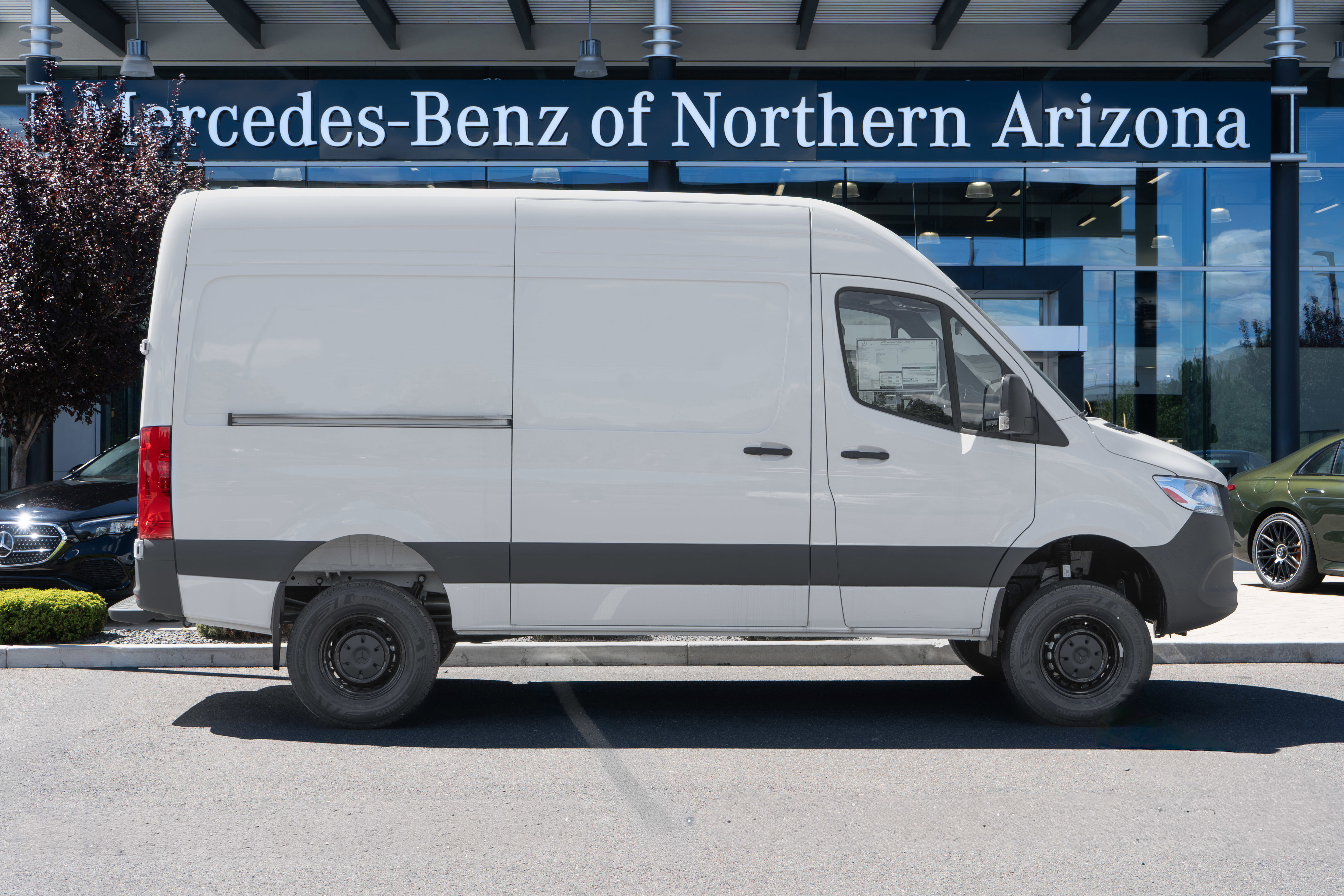 2025 Mercedes-Benz Sprinter Cargo Van Base's photo